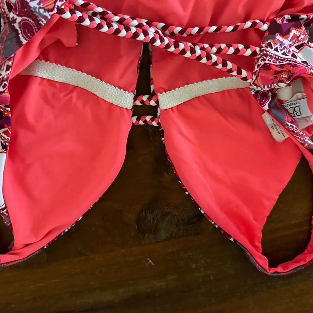 Becca one piece pink paisley swimsuit ladies size‎ Small